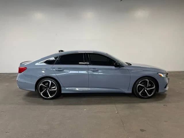 2022 Honda Accord - Image 2