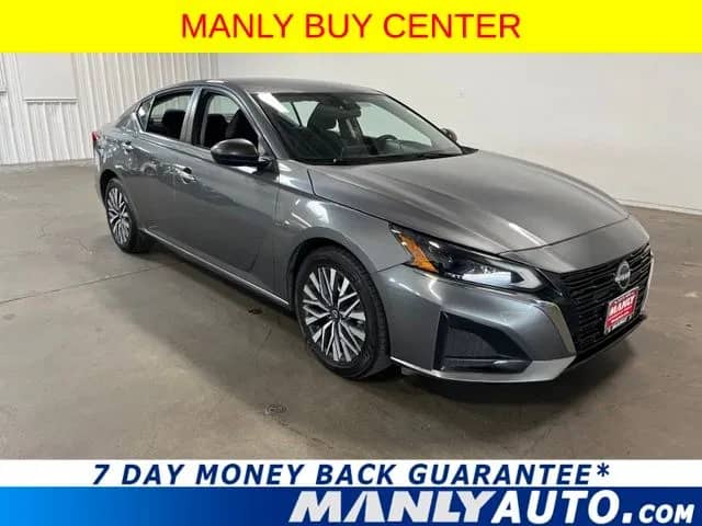 2024 Nissan Altima - Image 1