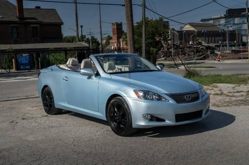 2010 Lexus IS - Image 3