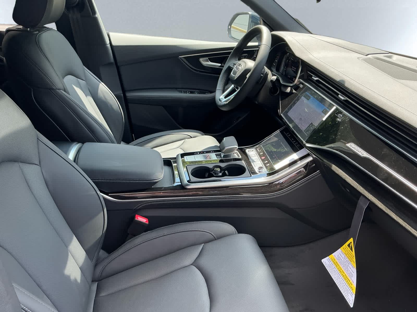 2026 Audi Q8 - Image 20