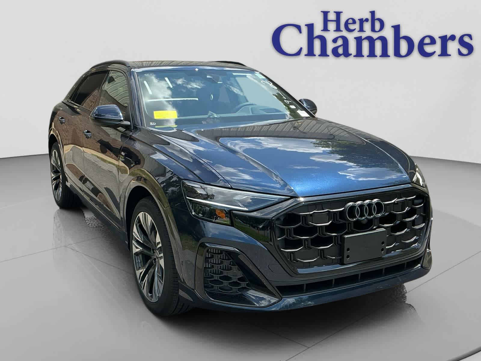 2026 Audi Q8 - Image 1