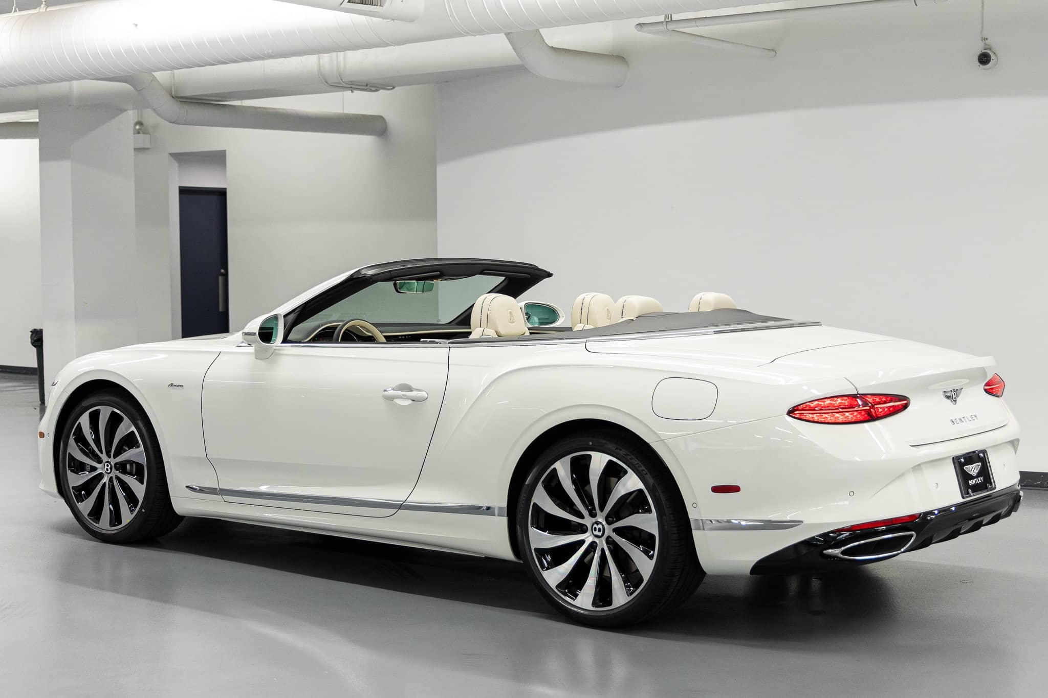 2026 Bentley Continental GTC - Image 3
