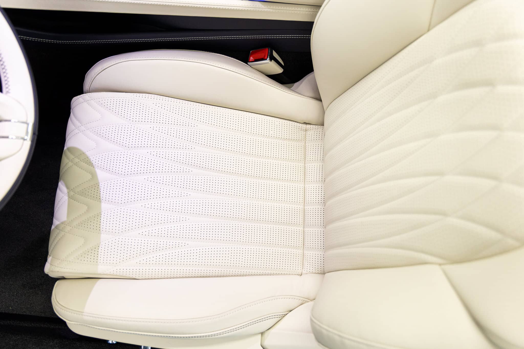 2026 Bentley Continental GTC - Image 51