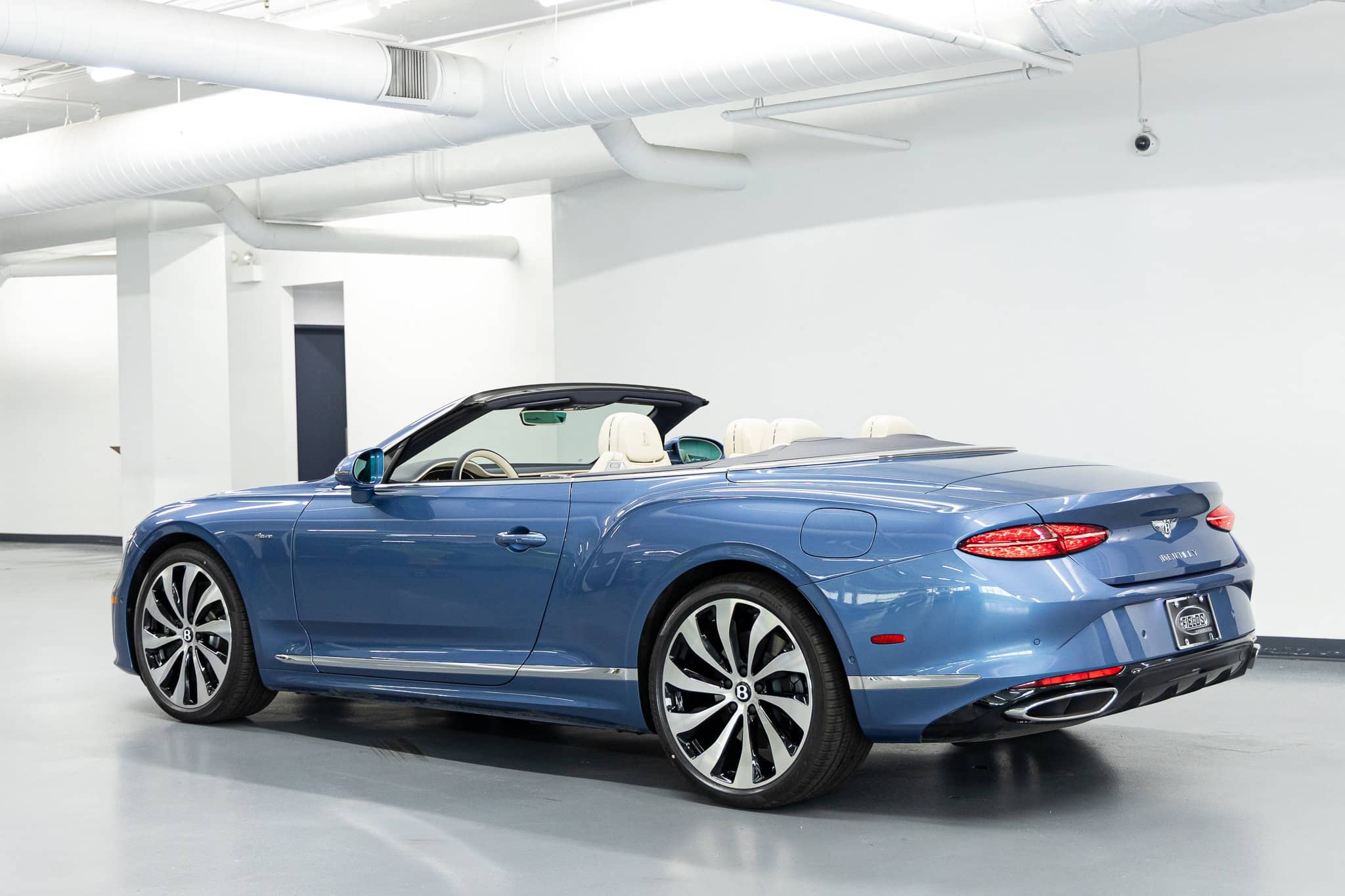 2026 Bentley Continental GTC - Image 3