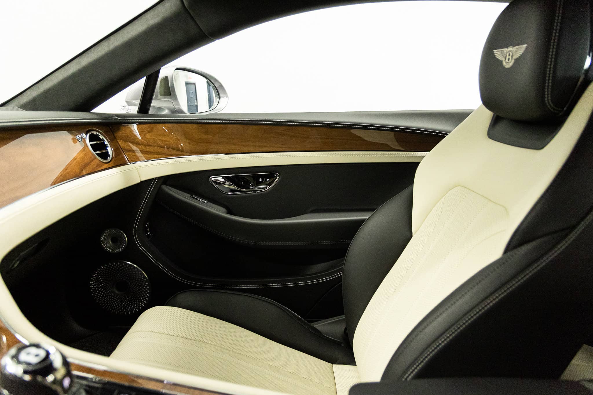 2026 Bentley Continental GT - Image 38