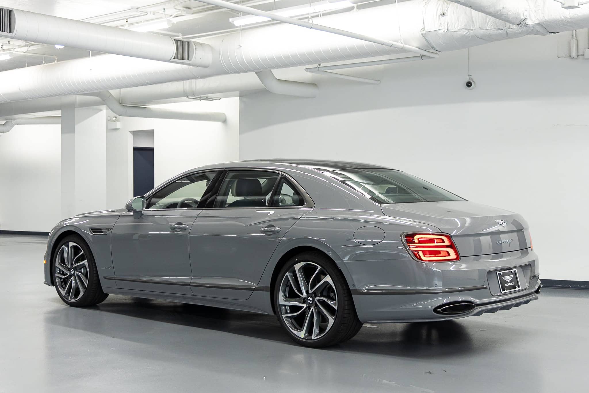 2026 Bentley Flying Spur - Image 3