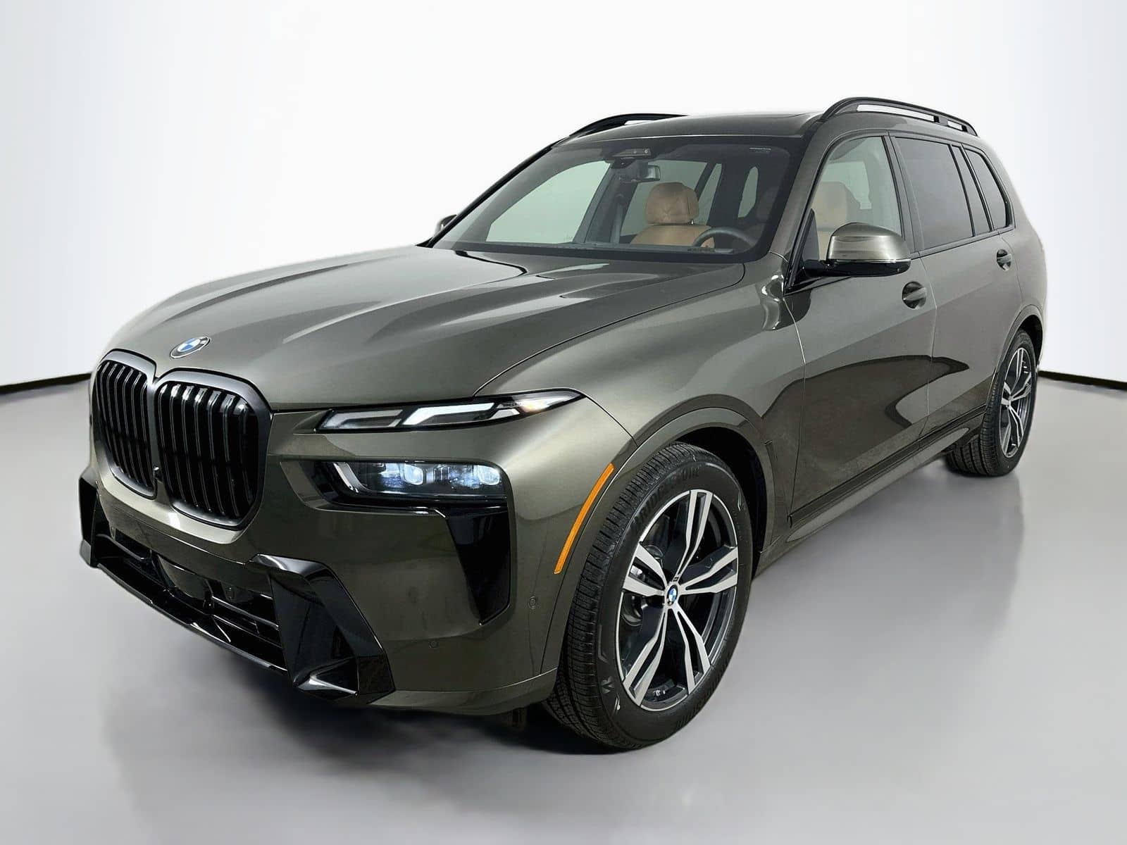 2027 BMW X7 - Image 1