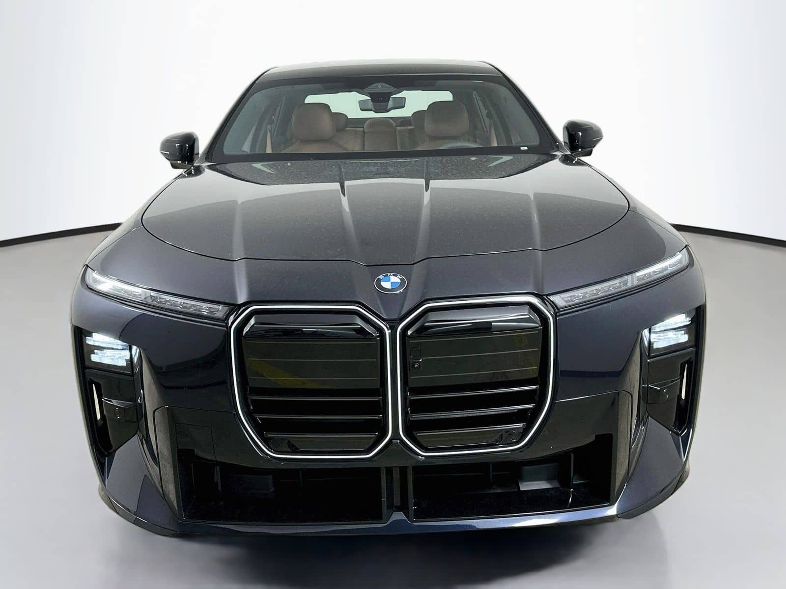 2027 BMW 7 Series - Image 2