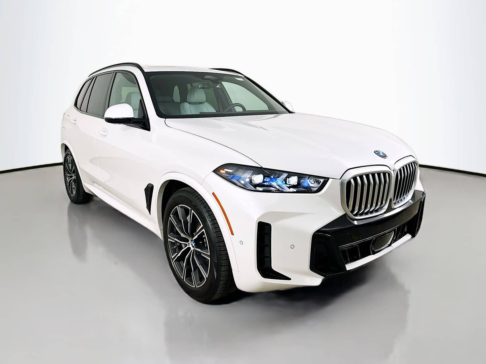 2026 BMW X5 - Image 3