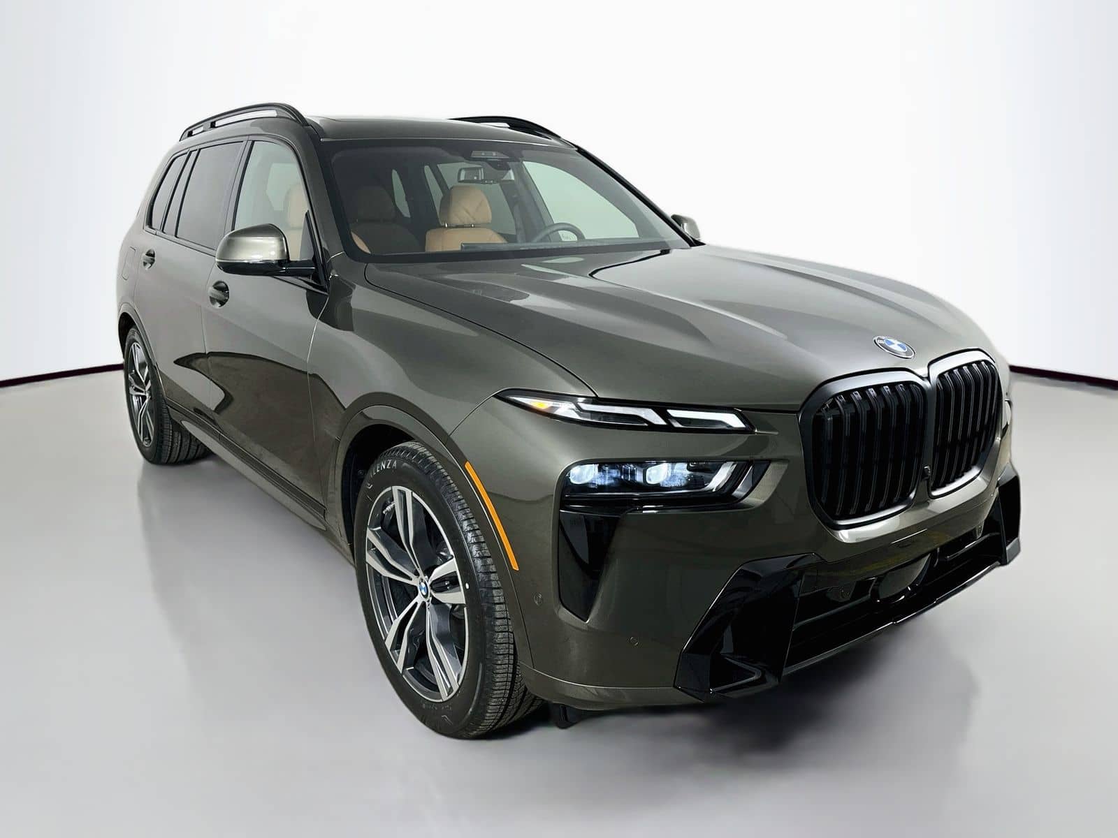 2027 BMW X7 - Image 3