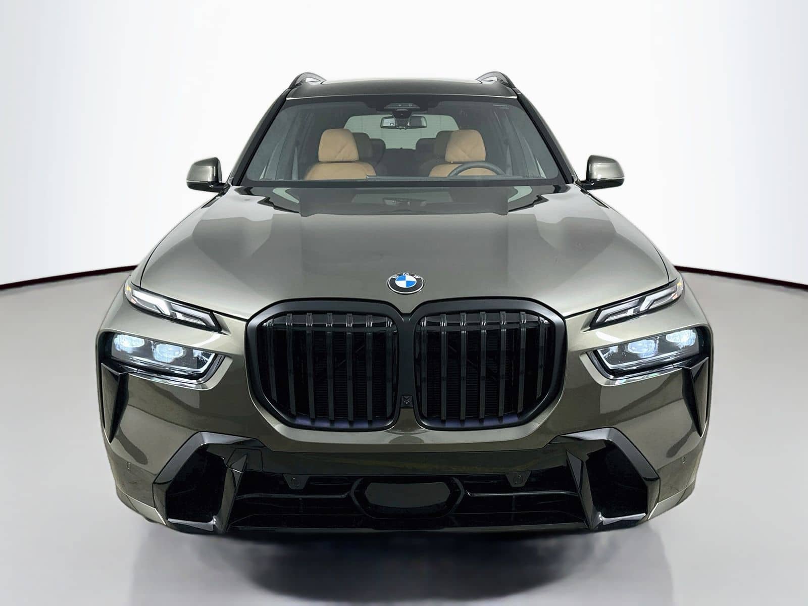 2027 BMW X7 - Image 2
