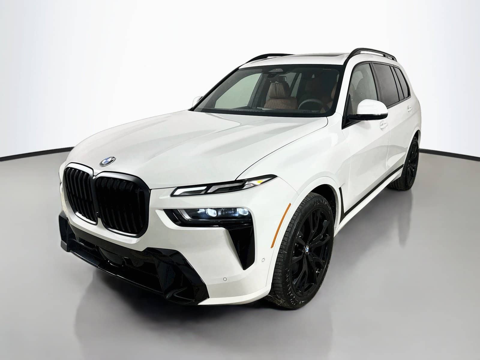 2027 BMW X7 - Image 1