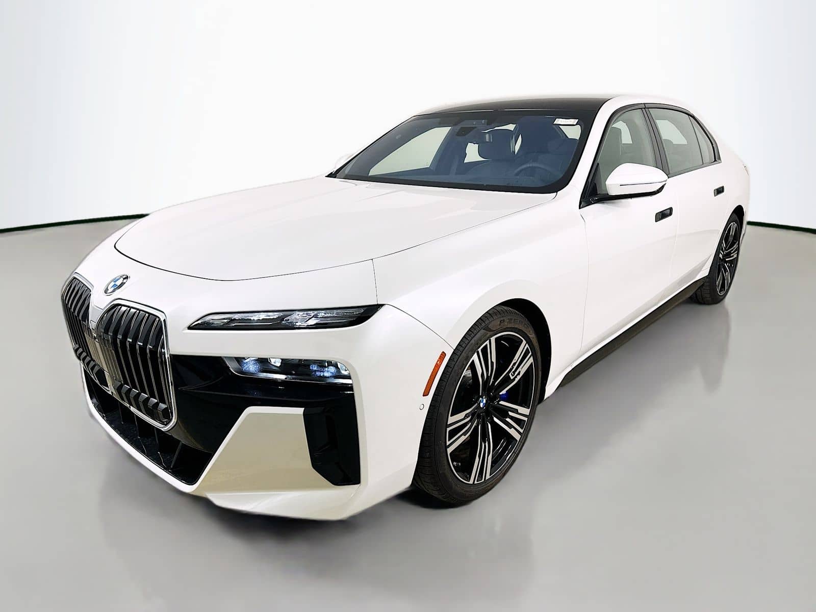 2026 BMW 7 Series - Image 1
