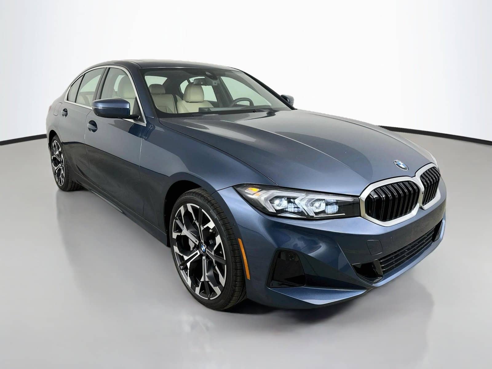2026 BMW 3 Series - Image 3