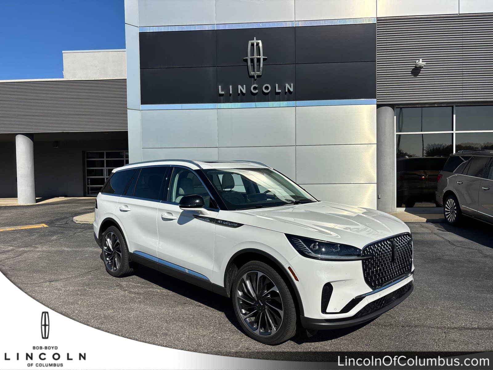 2026 Lincoln Aviator - Image 1