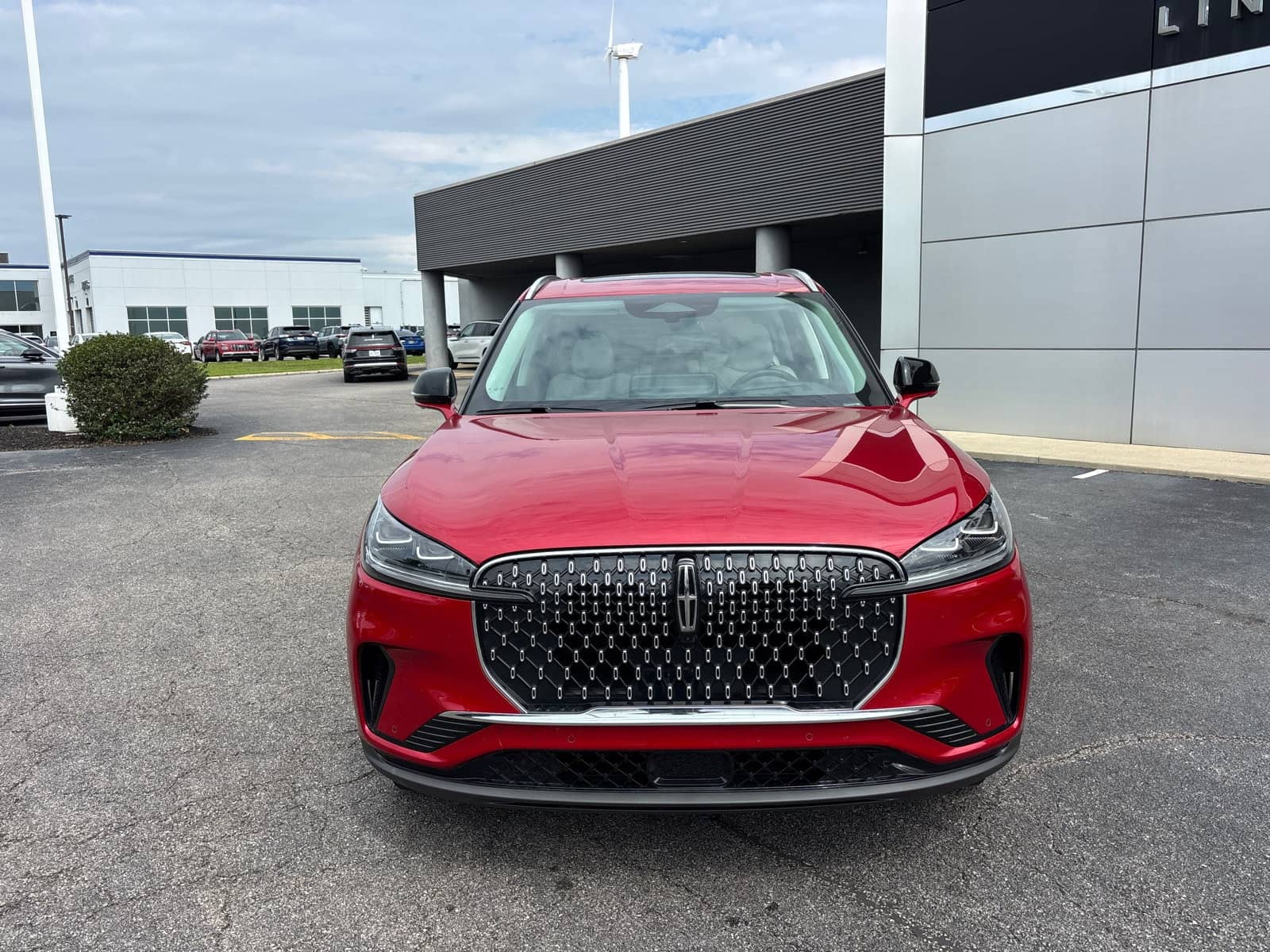 2026 Lincoln Aviator - Image 2