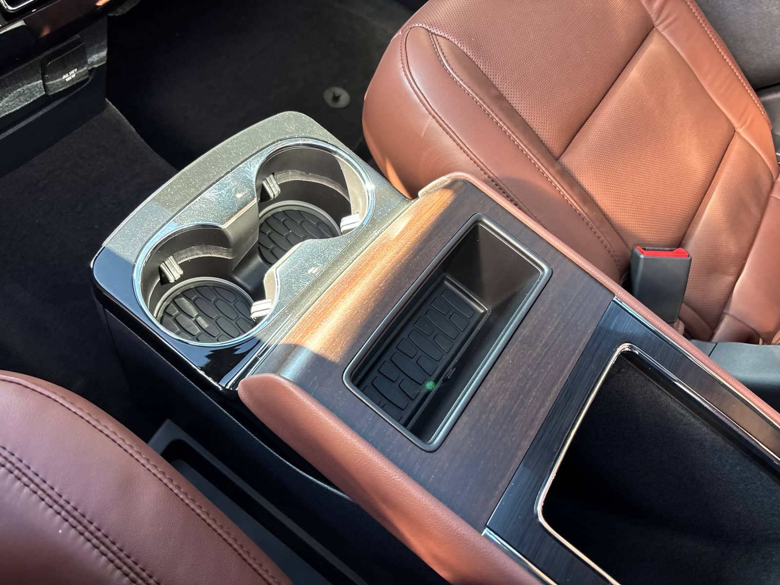2026 Lincoln Aviator - Image 32