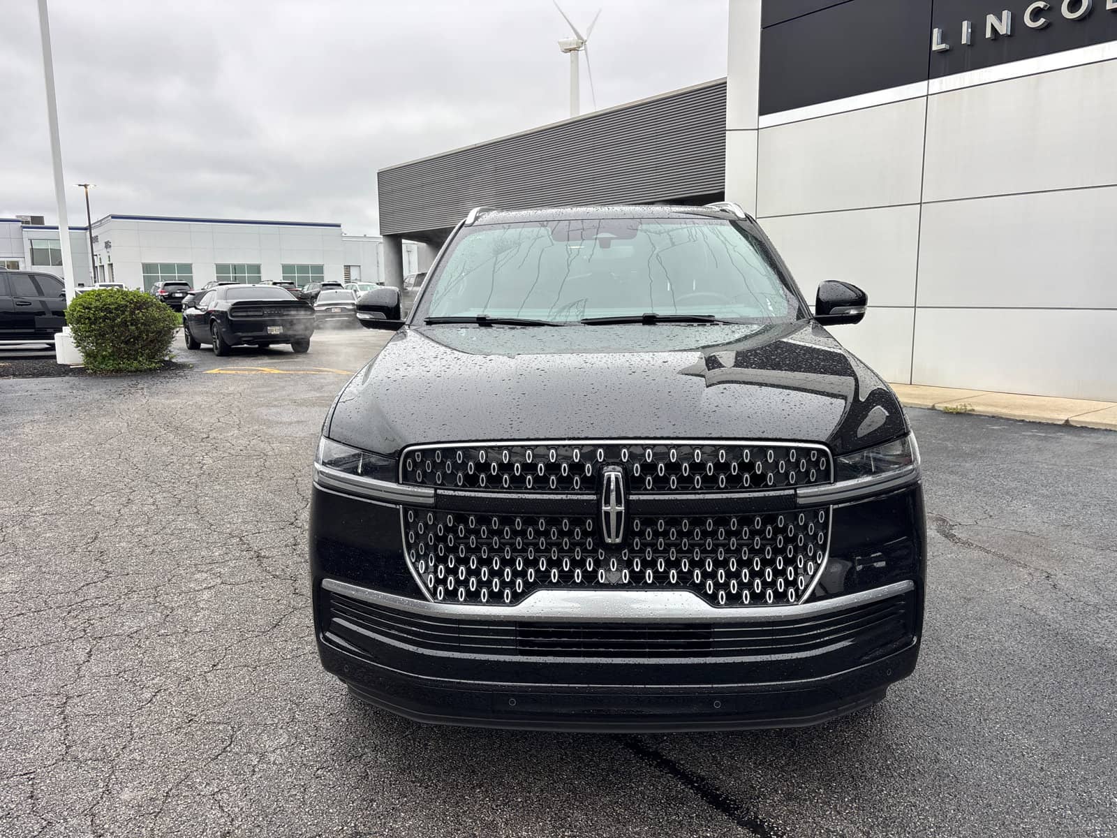 2026 Lincoln Navigator - Image 2