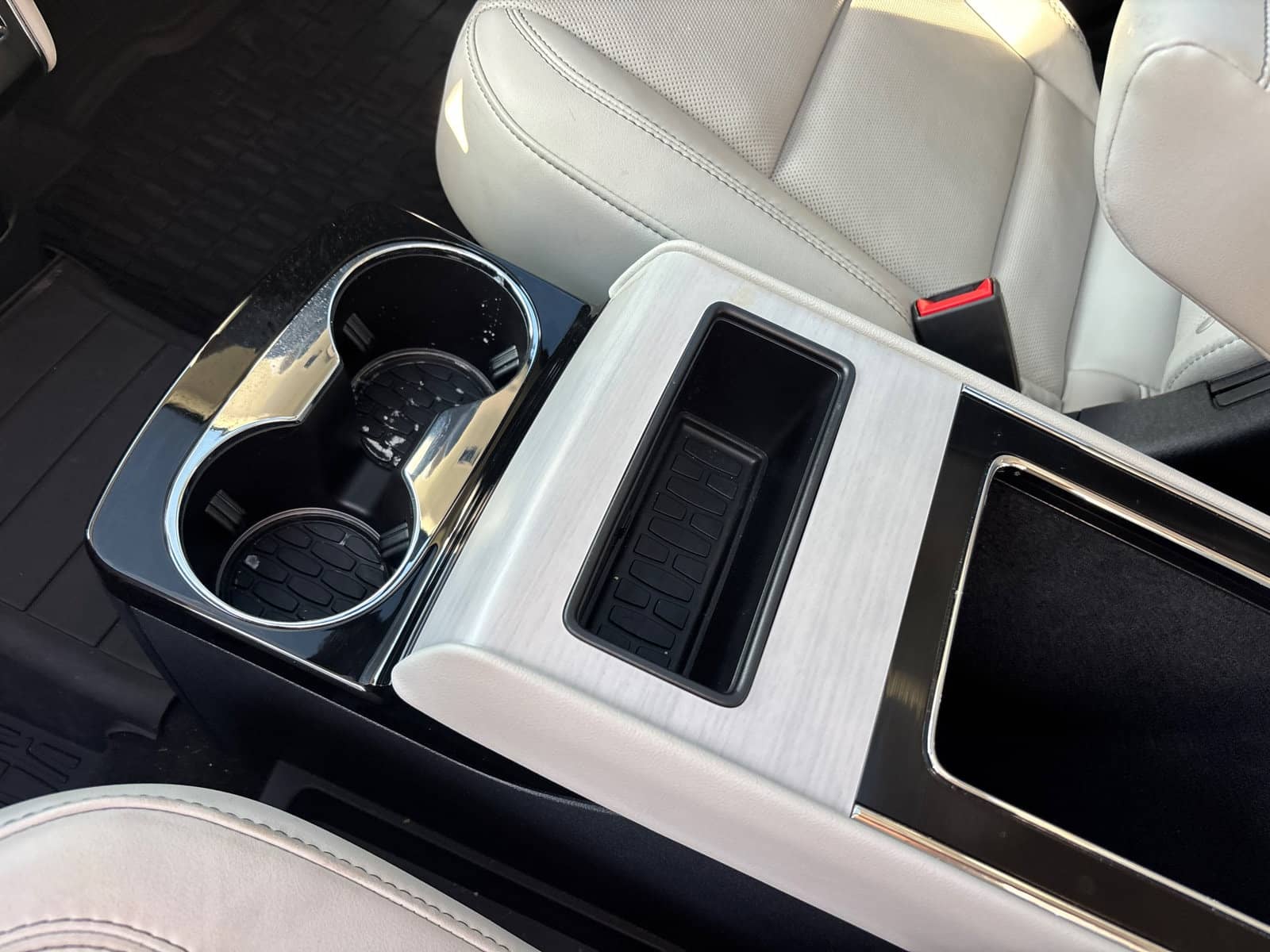 2026 Lincoln Aviator - Image 33
