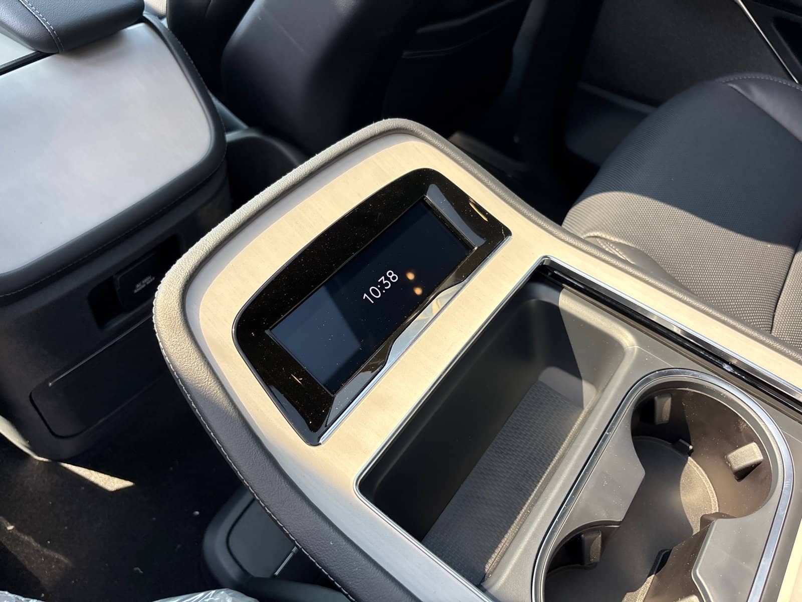2026 Lincoln Navigator - Image 33