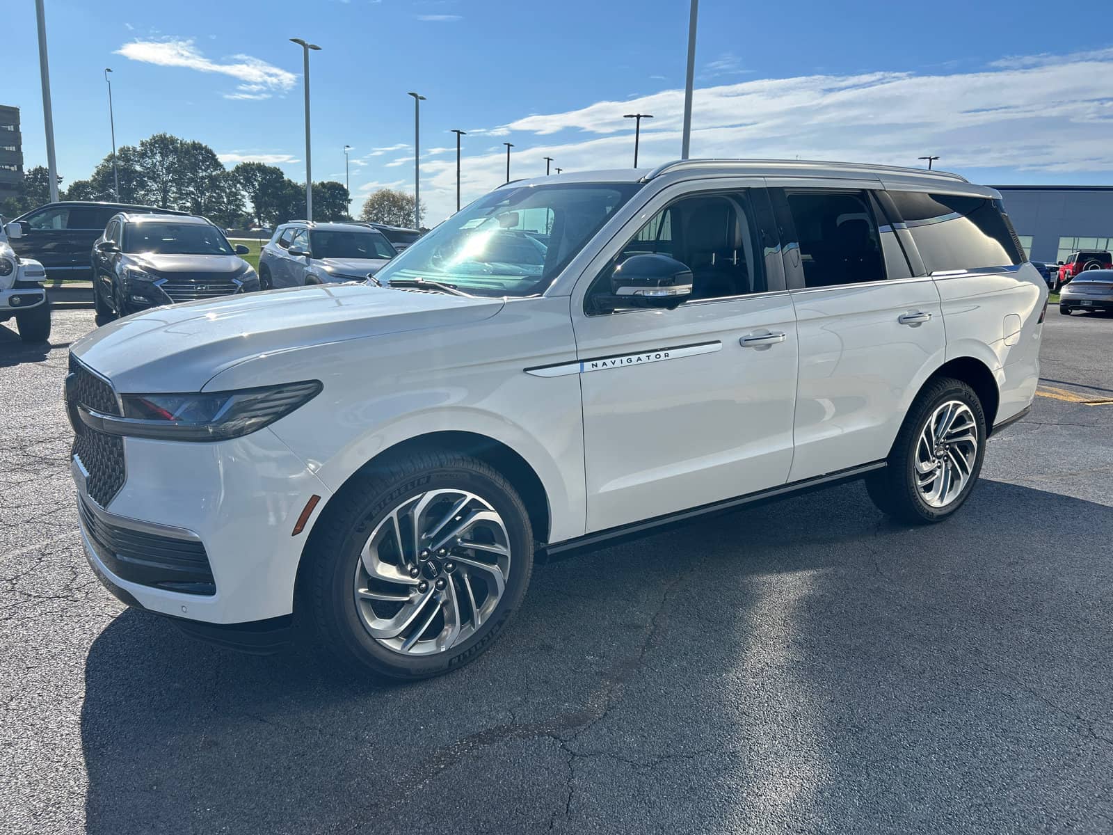 2026 Lincoln Navigator - Image 3