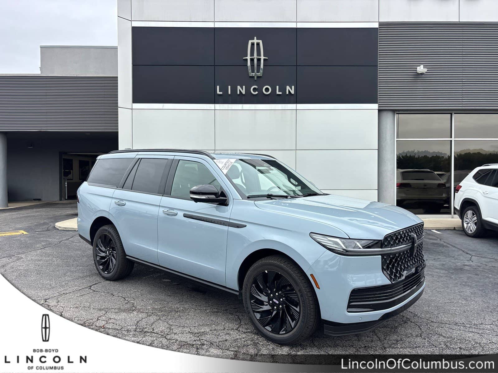 2026 Lincoln Navigator - Image 1