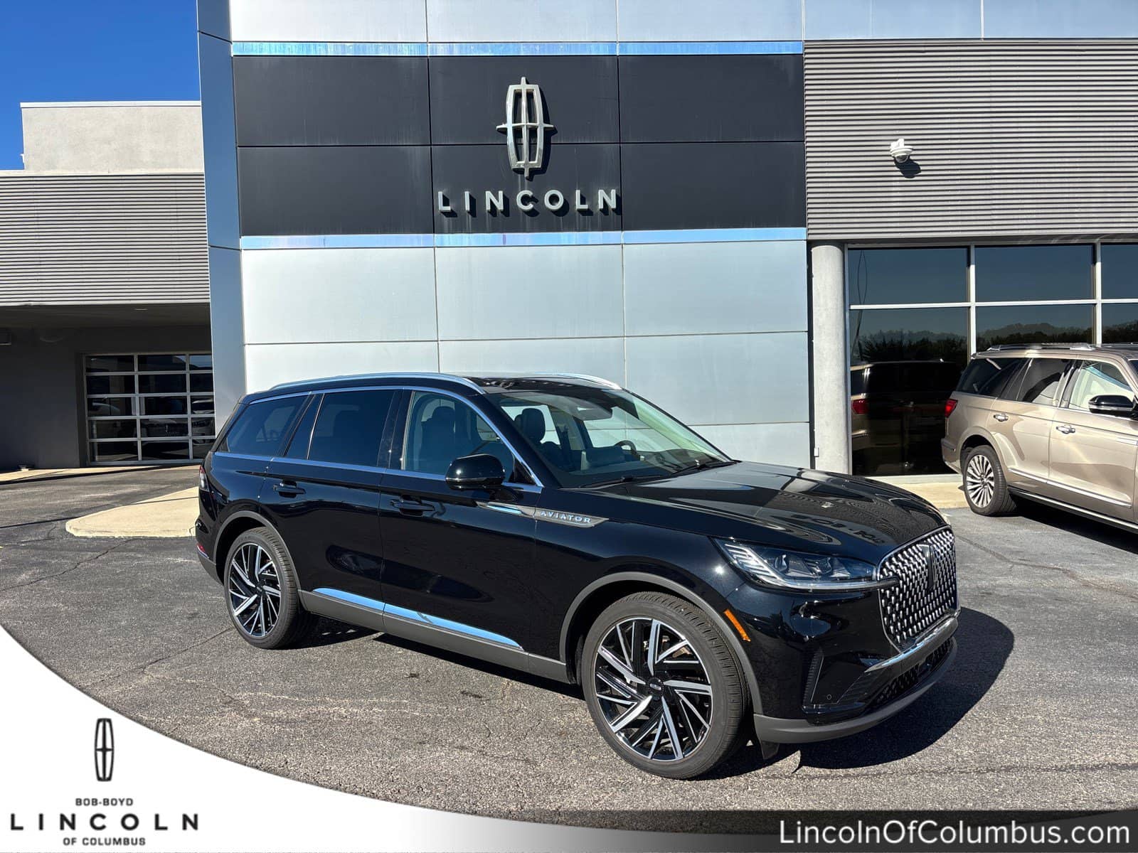 2026 Lincoln Aviator - Image 1