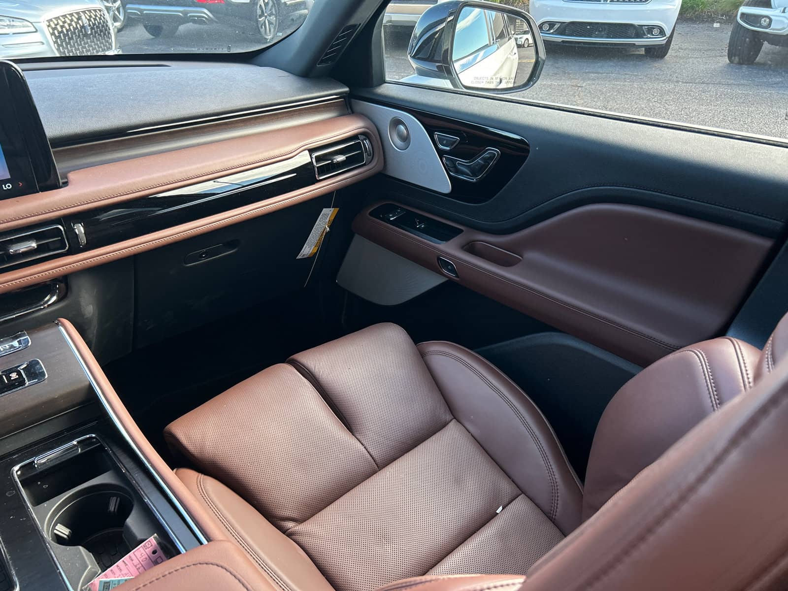 2026 Lincoln Aviator - Image 32