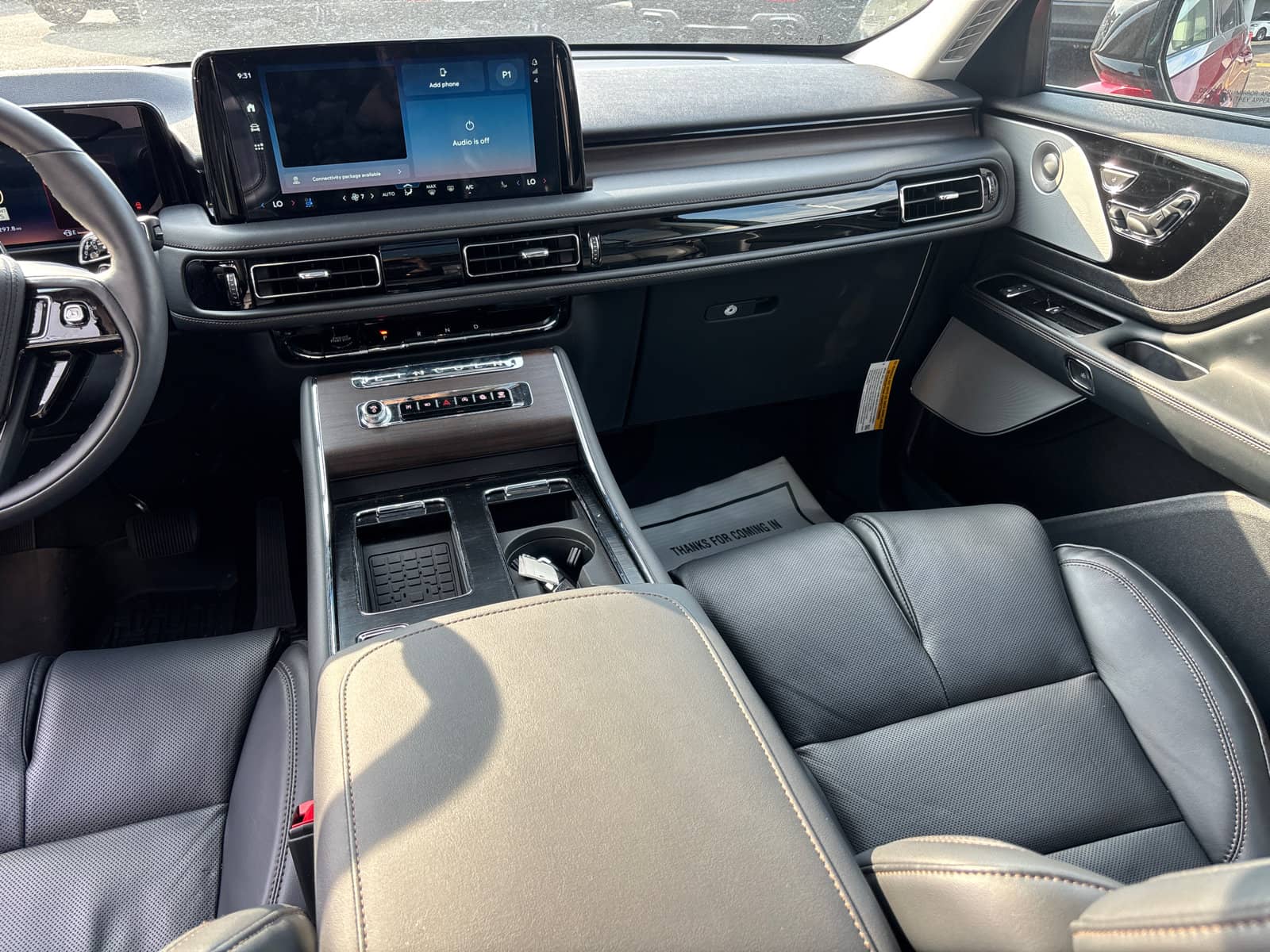 2026 Lincoln Aviator - Image 30