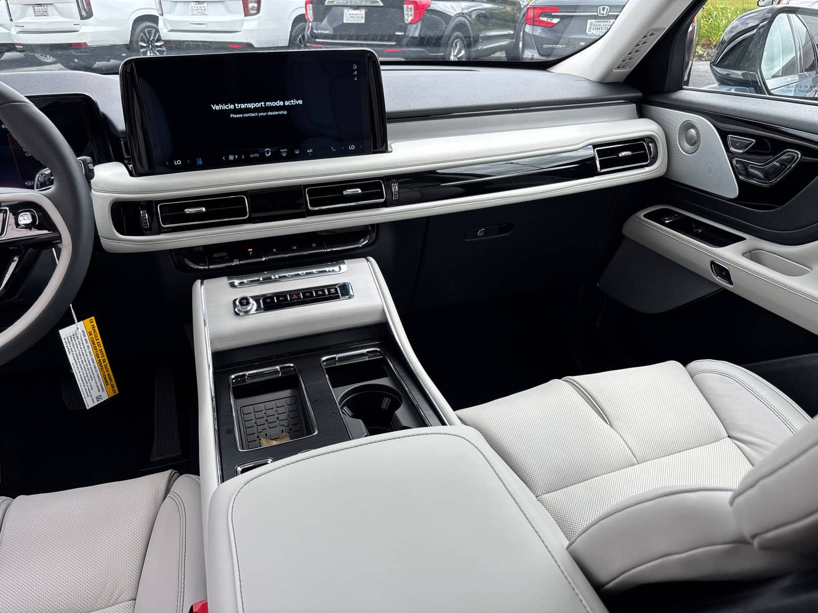 2026 Lincoln Aviator - Image 31