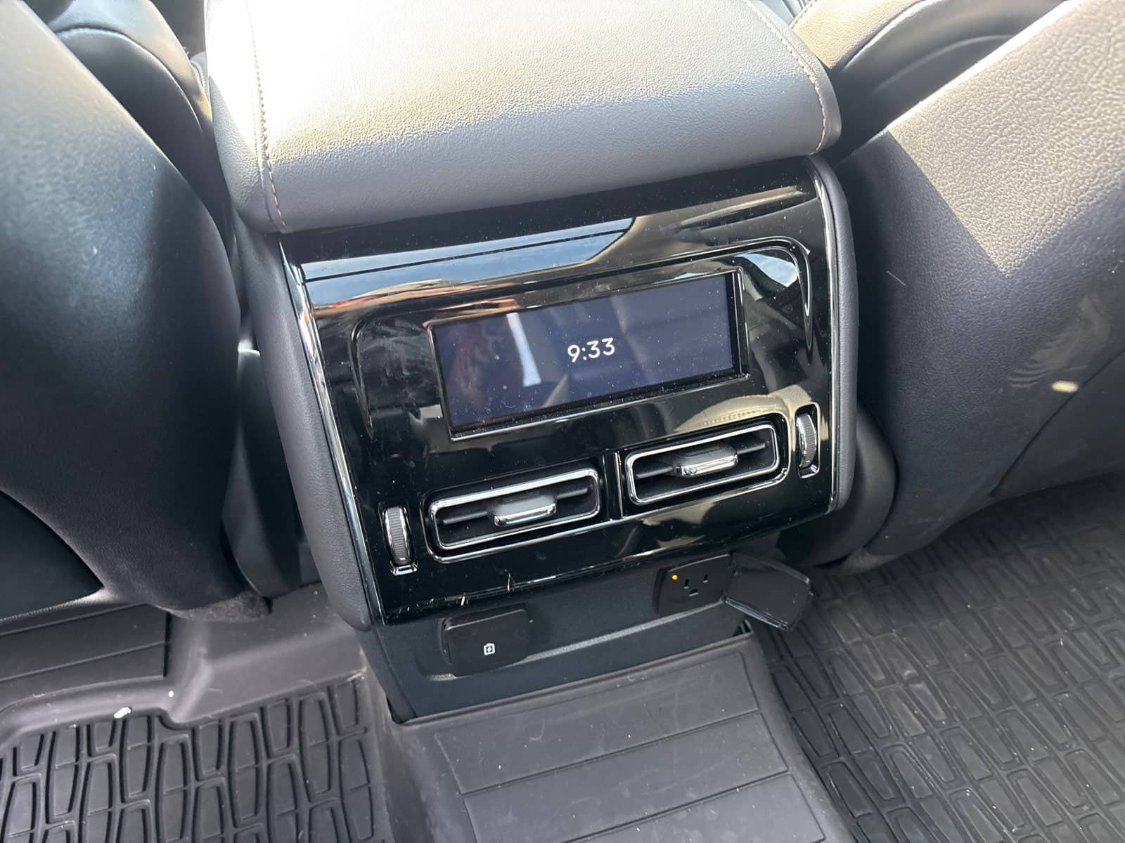 2026 Lincoln Aviator - Image 31