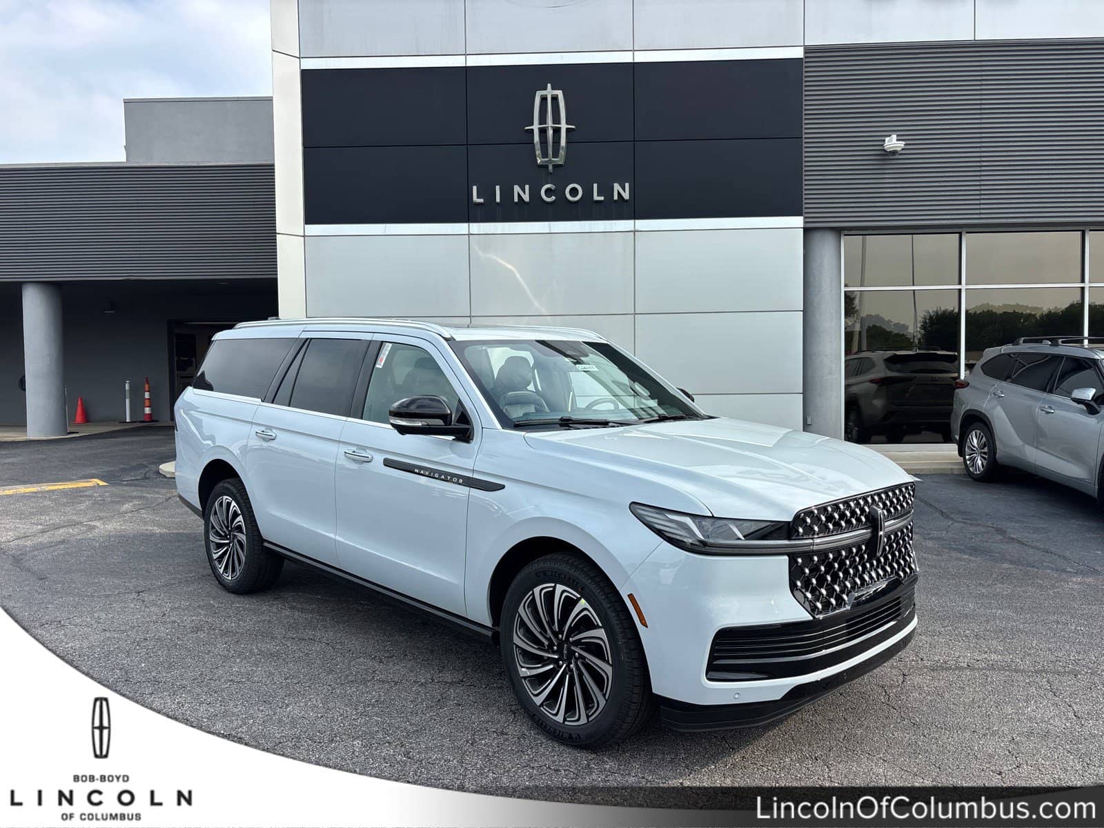 2026 Lincoln Navigator - Image 1