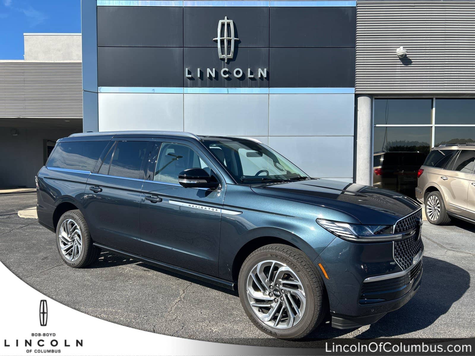 2026 Lincoln Navigator - Image 1