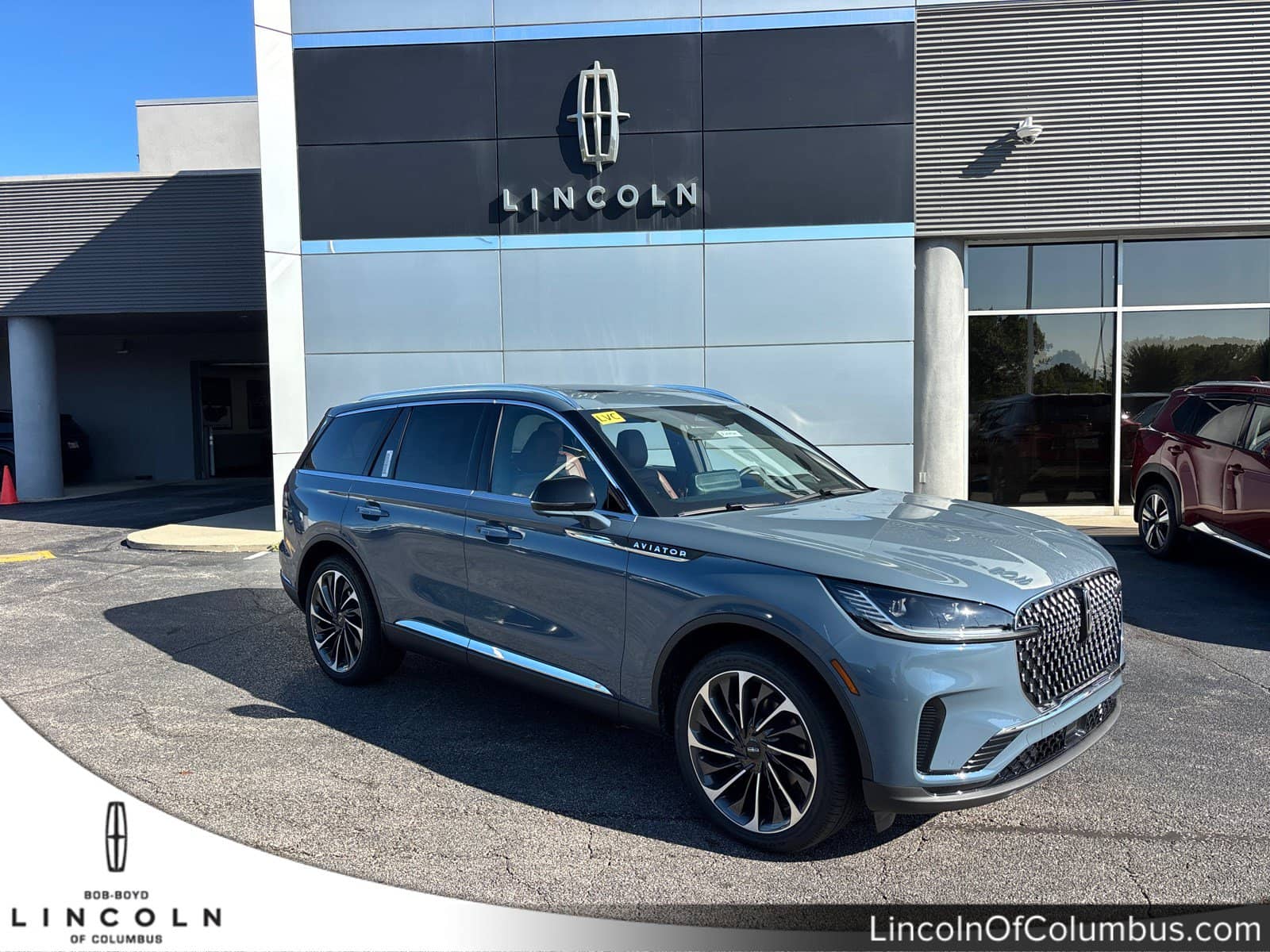 2026 Lincoln Aviator - Image 1