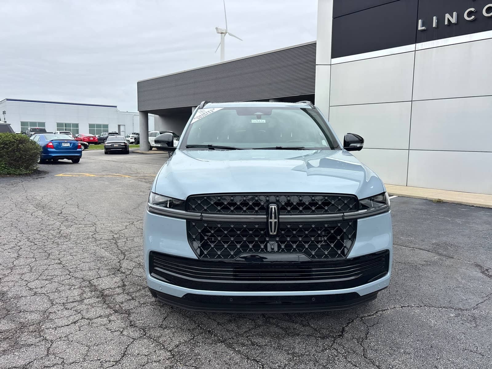 2026 Lincoln Navigator - Image 2