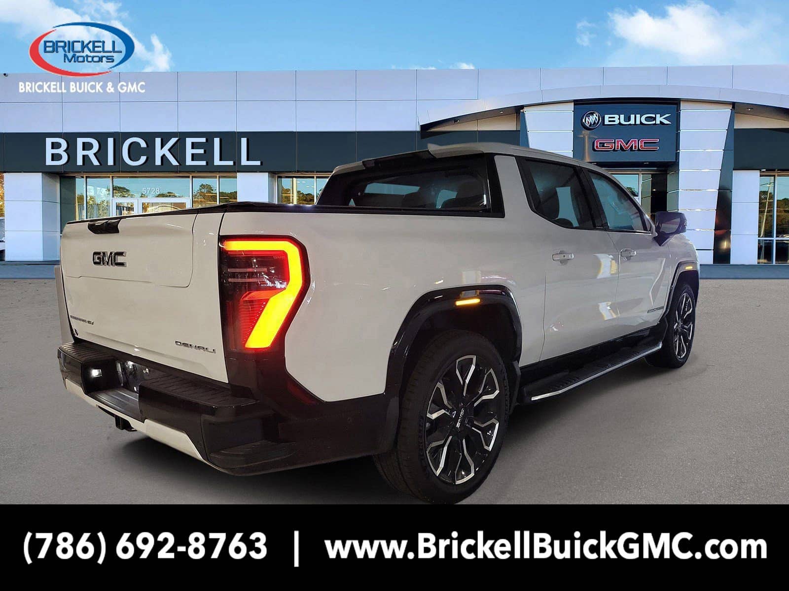 2025 GMC Sierra EV - Image 3