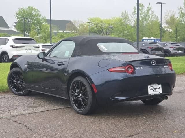 2026 Mazda MX-5 Miata - Image 2