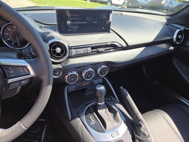 2026 Mazda MX-5 Miata - Image 20