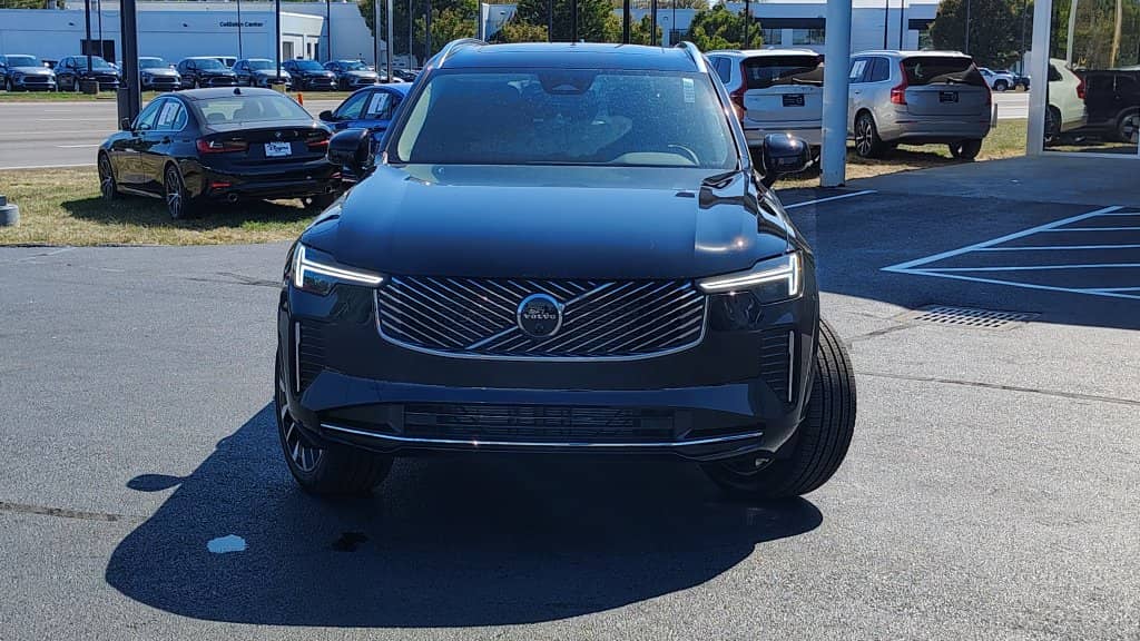 2026 Volvo XC90 - Image 33