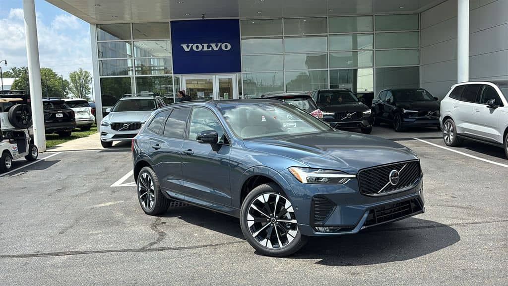 2026 Volvo XC60 - Image 2