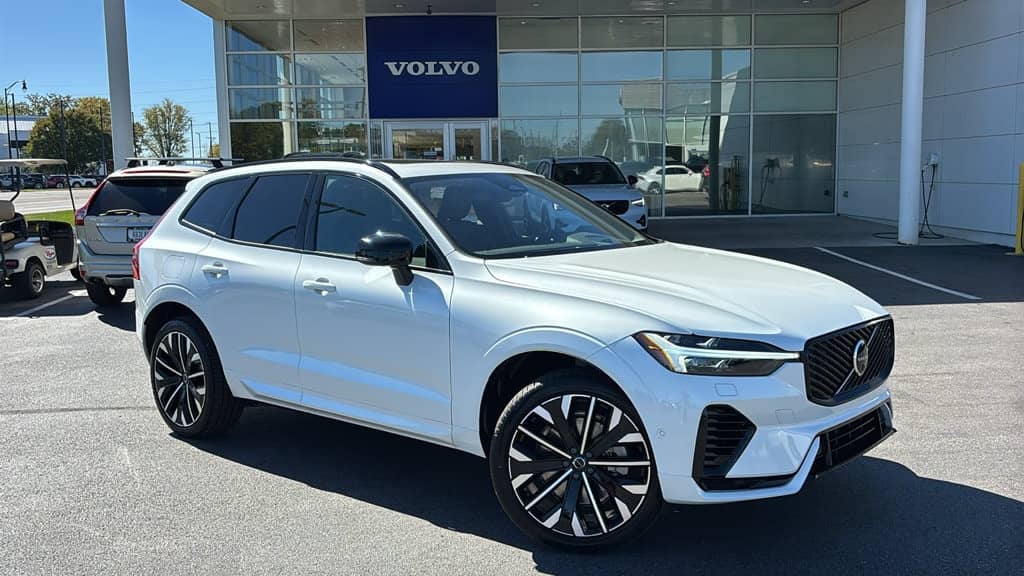 2027 Volvo XC60 - Image 2