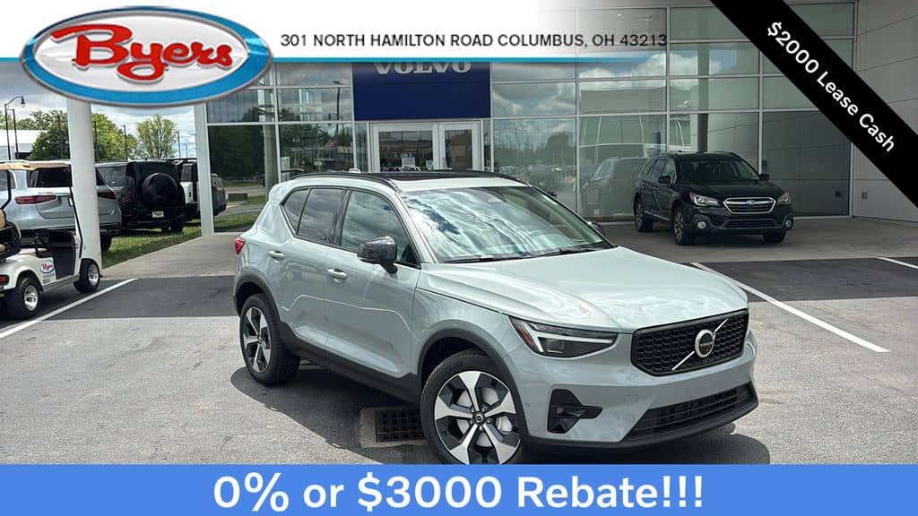 2026 Volvo XC40 - Image 1