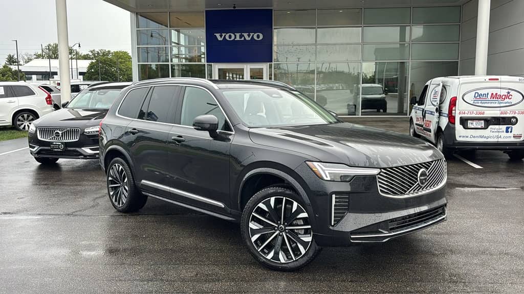 2026 Volvo XC90 - Image 2