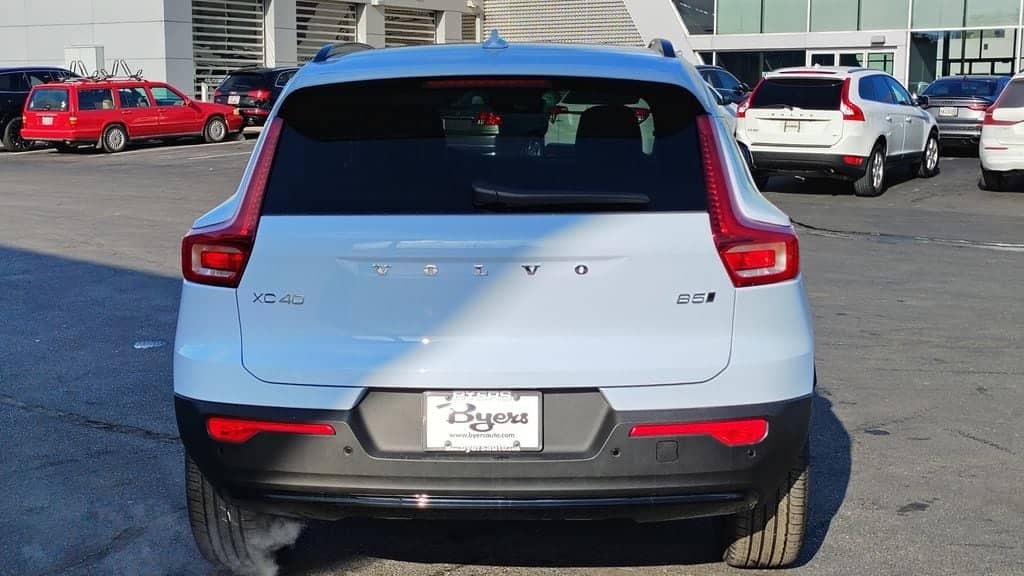 2026 Volvo XC40 - Image 29