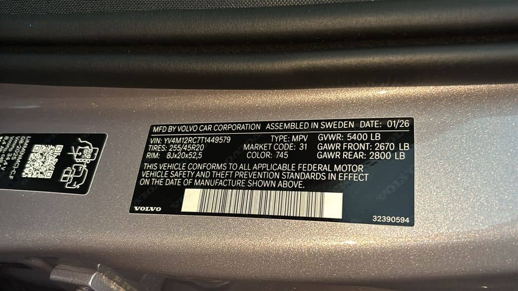 2026 Volvo XC60 - Image 35