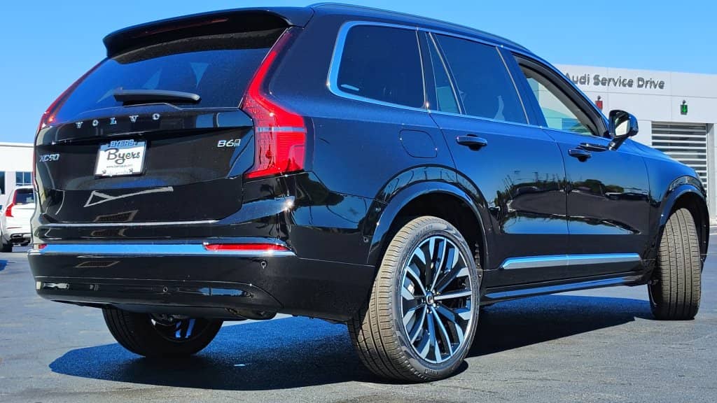2026 Volvo XC90 - Image 3