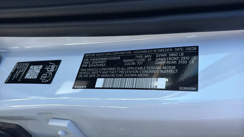 2027 Volvo XC60 - Image 32