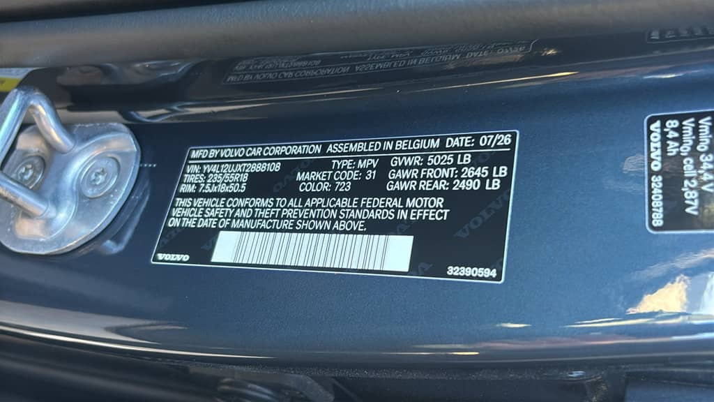 2026 Volvo XC40 - Image 33