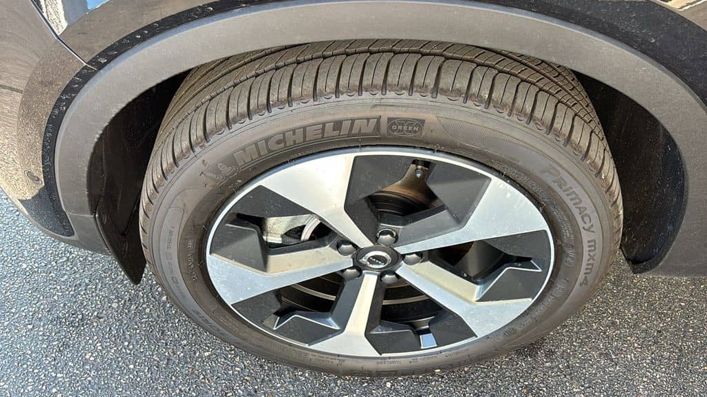 2026 Volvo XC40 - Image 34