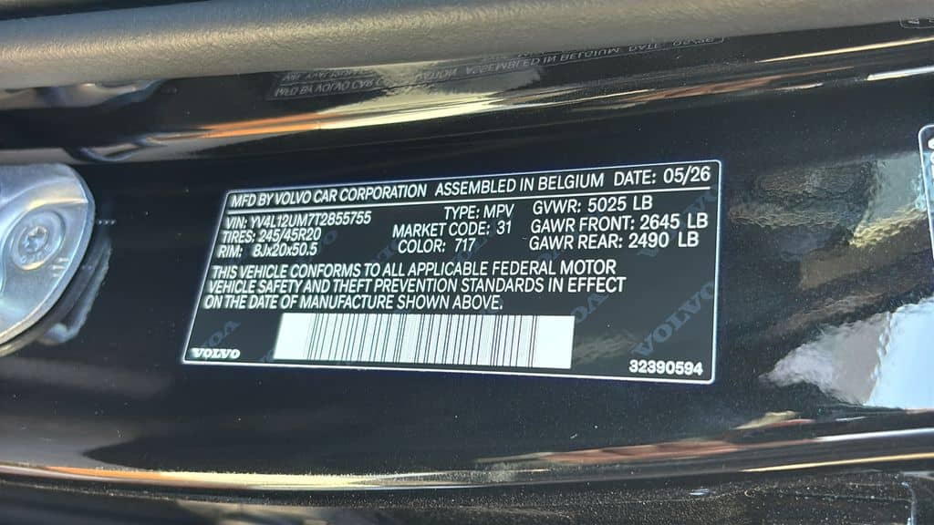 2026 Volvo XC40 - Image 35